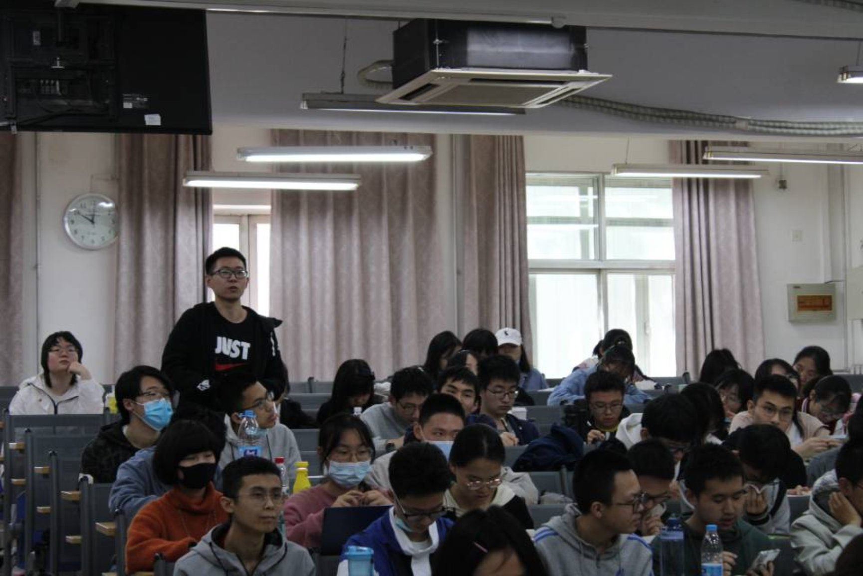 C:\Users\Administrator\Documents\Tencent Files\2842718867\Image\Group2\]U\20\]U20T(P`VCQ{Cà[)_8D9K.jpg